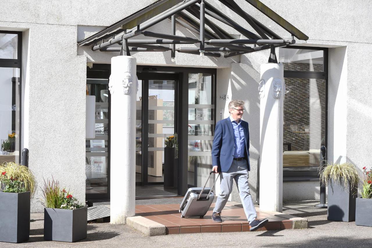 Bildungshaus St. Bernhard - Wohnen Und Tagen Hotel Rastatt Exterior photo